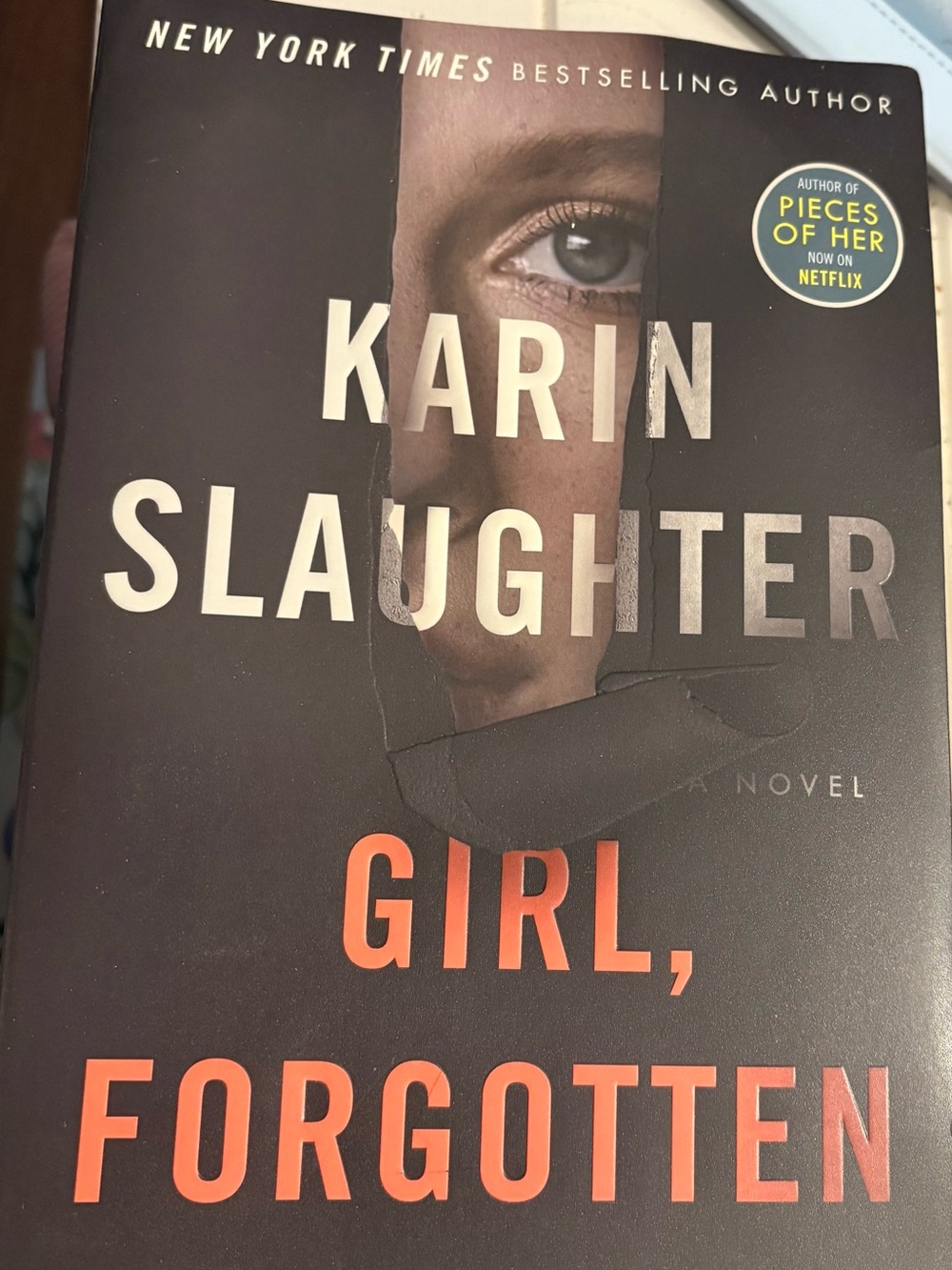 Karin Slaughter Girl, Forgotten Book